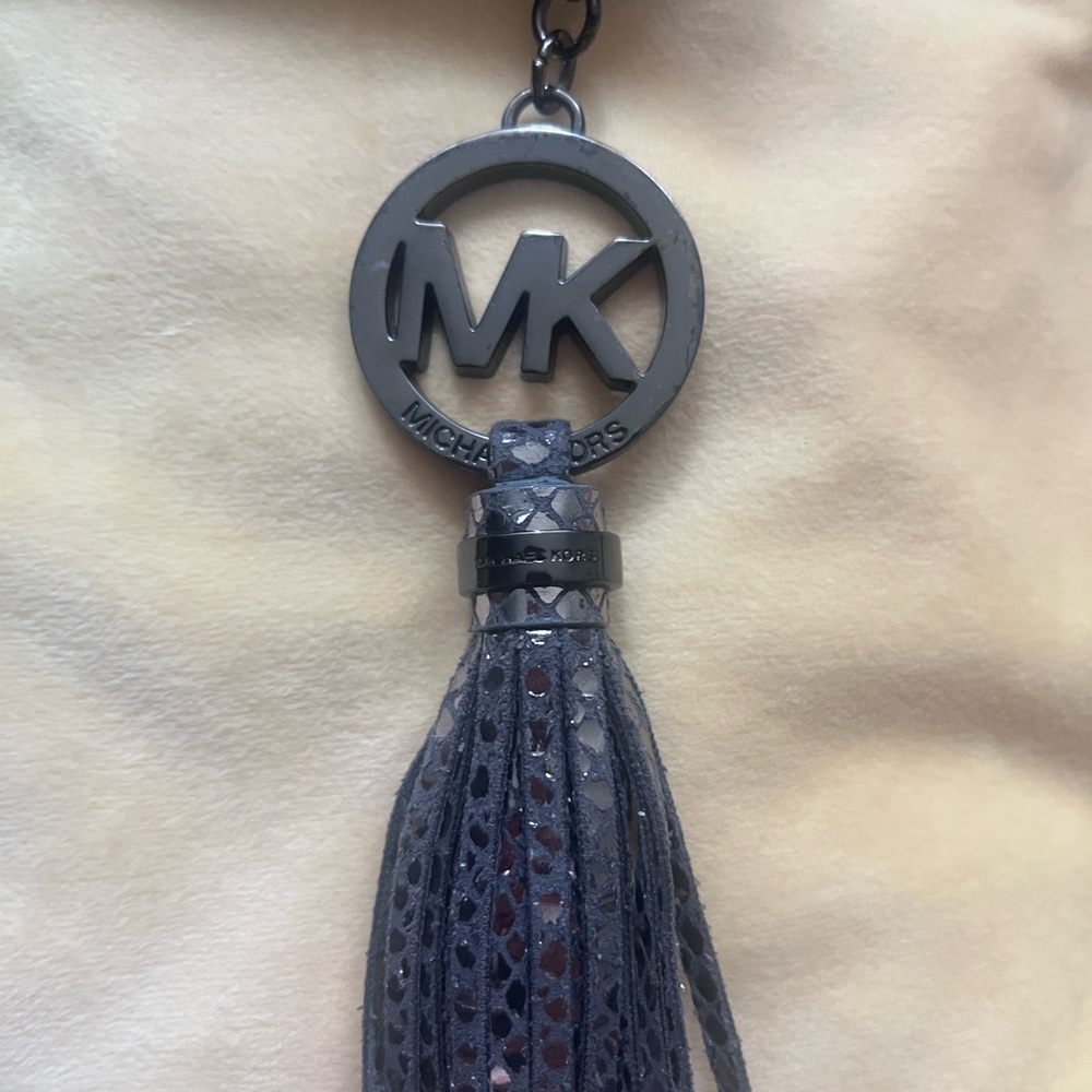 Michael Kors grey metallic faux snake skin design make up bag . - Picture 7 of 9